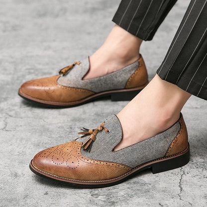 Business Brooch Carved Fringed Leather Shoes